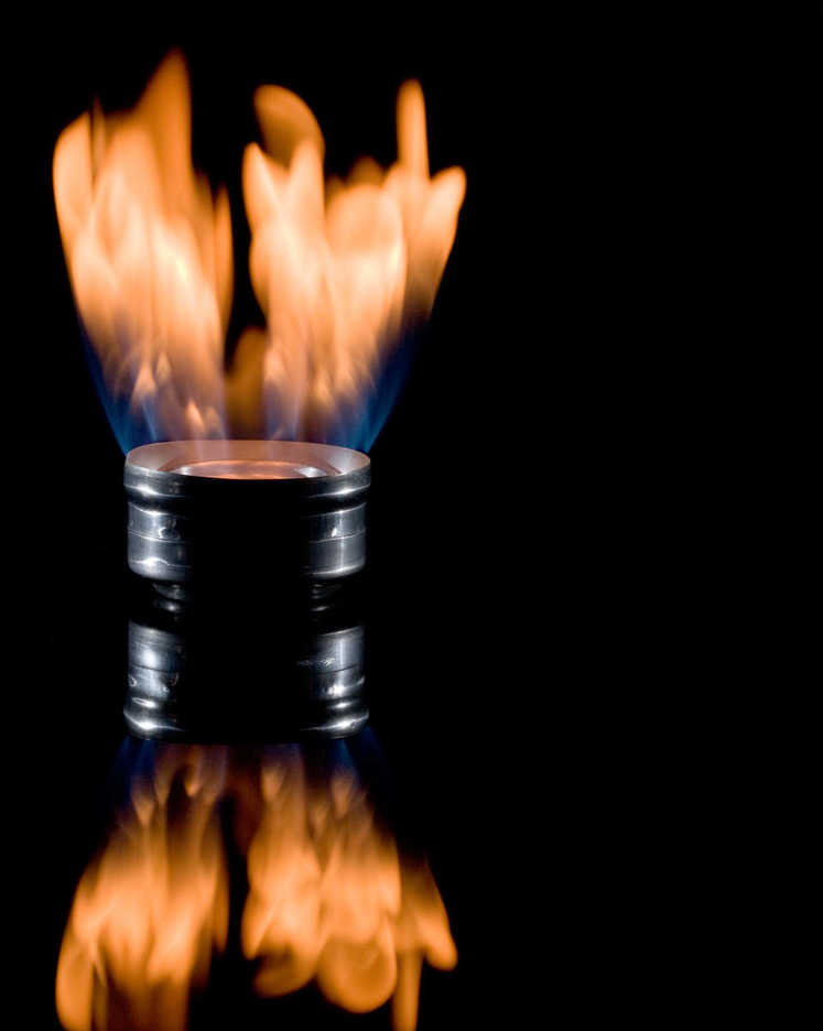 Penny backpacking stove with large flame