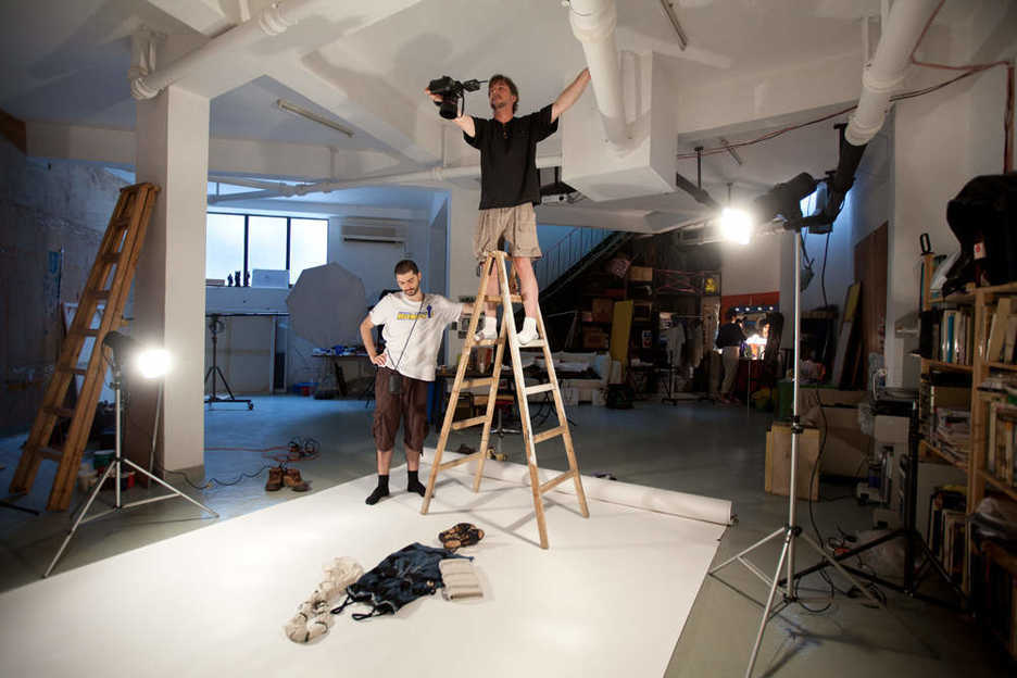 David Hartung and António José Espadinha Vieira Soares at work at studio 3k