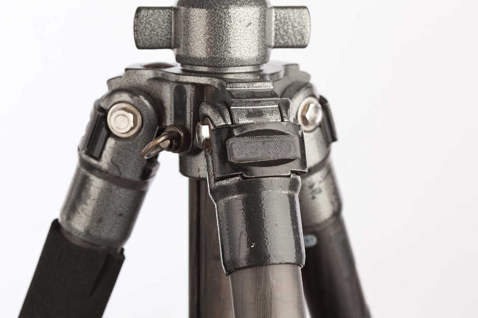 Benro Chinese carbon fiber tripod legs and center column