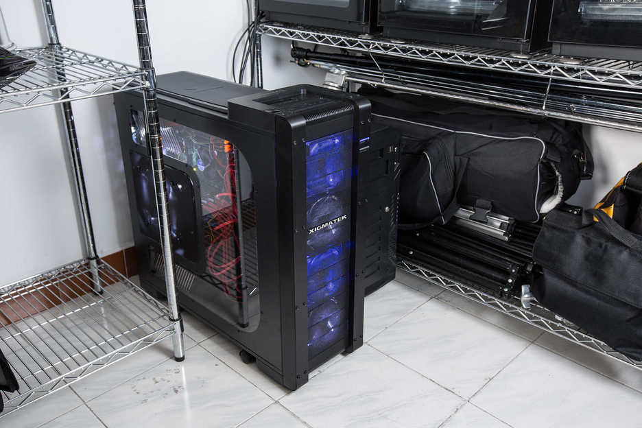 Xigmatek Elysium computer case isometric view