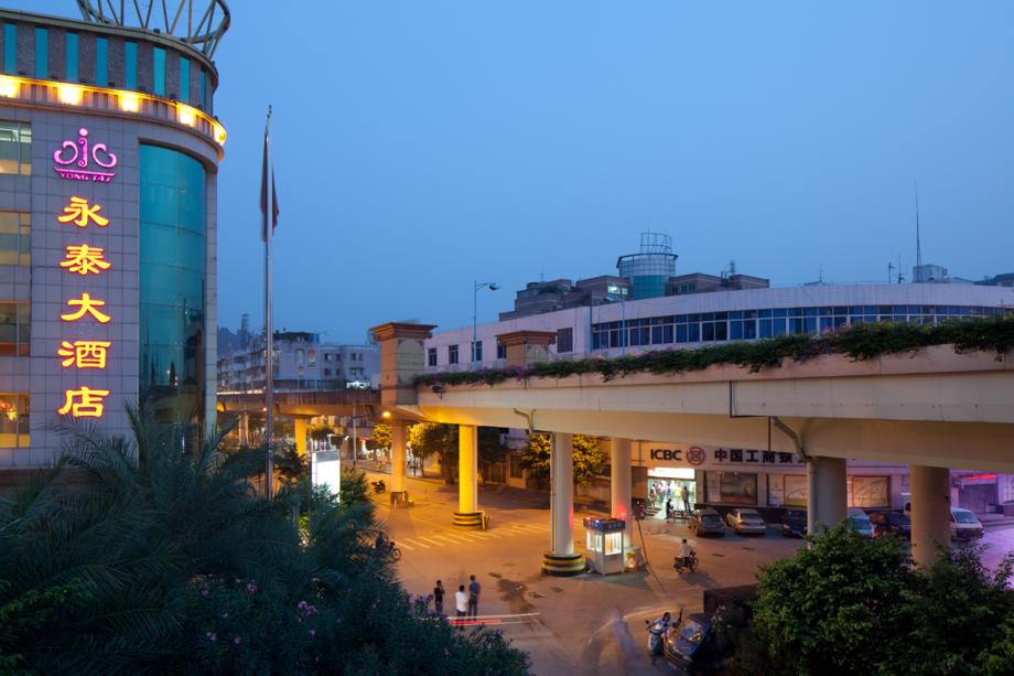 An elevated road enters Yongtai Village in Baiyun District